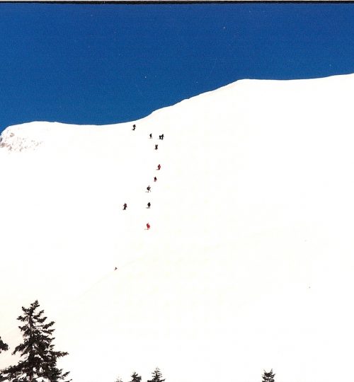 1998-12-26 Κόζιακας. Δεξιά κορυφή Αστραπής. Ανάβαση με ΕΟΣ Θεσσαλονίκης4